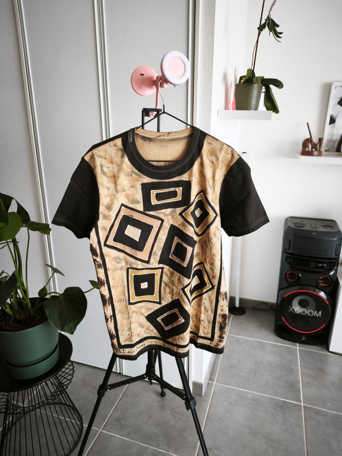 T-shirt